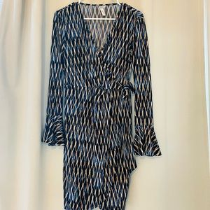 London Times - Long Sleeve Dress